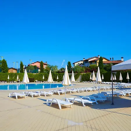 - Borgo Esclusivo Con Piscine E Campi Sportivi 公寓 佩斯基耶拉德加达
