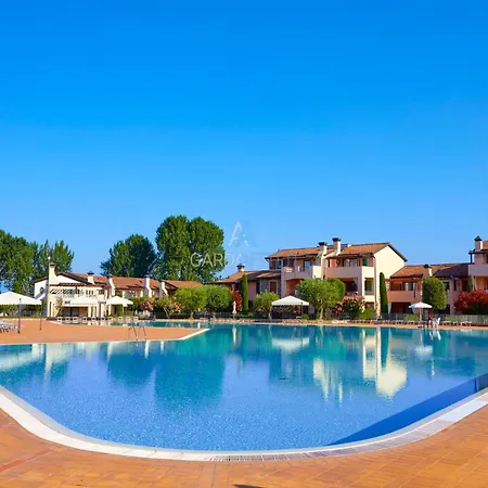 - Borgo Esclusivo Con Piscine E Campi Sportivi 公寓